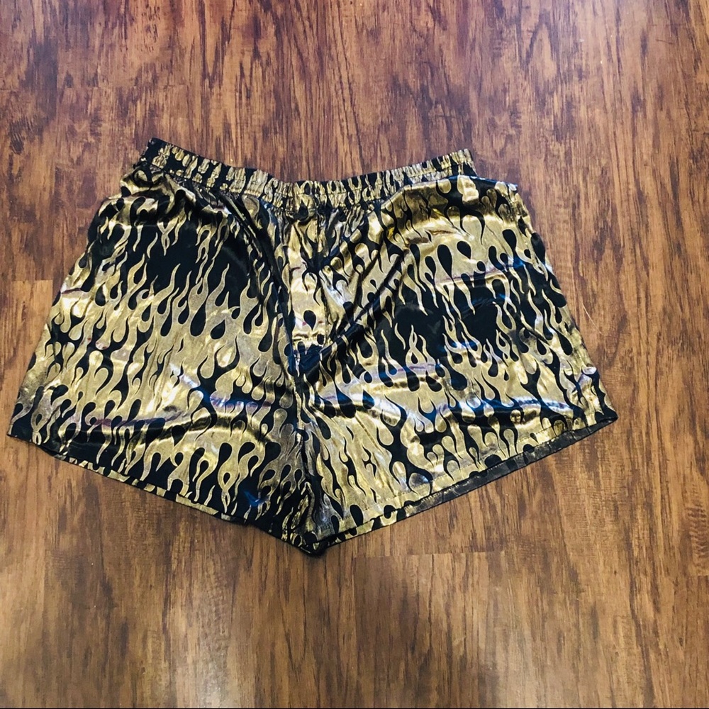 No boundaries unisex size L